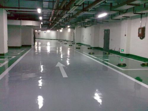 雨季高溫環(huán)氧地坪施工時的影響？